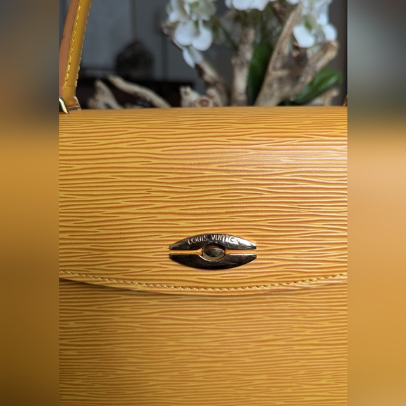 Louis Vuitton Epi Malesherbe Yellow hand bag‎ - Picture 17 of 17